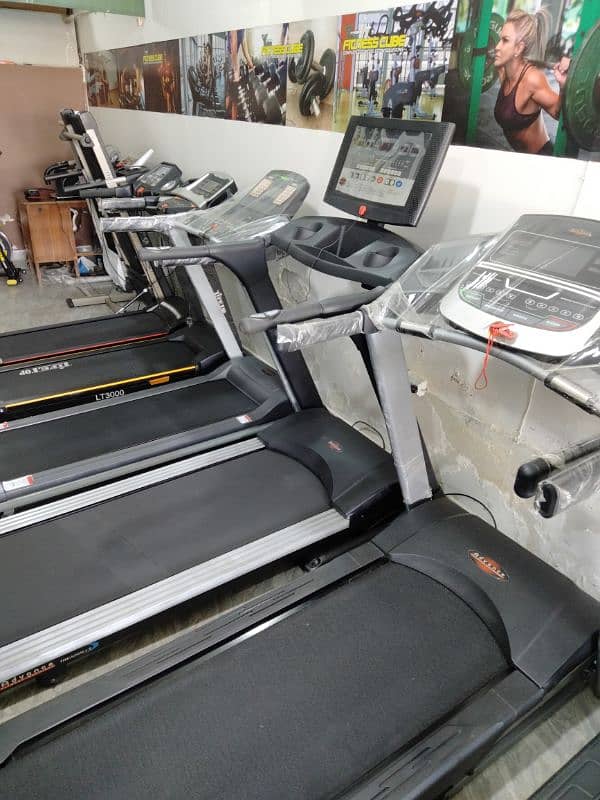 (DELIVERY FREE) RAMZAN OFFER COD. SLIGHTLY USED TREADMILLS AVAILABLE 16