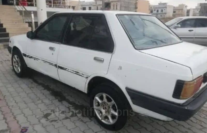 Nissan Sunny 1983 8