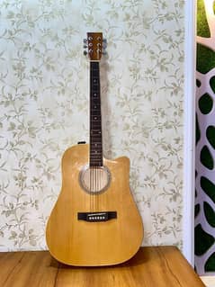 Yellow guitar almost Brand New condition