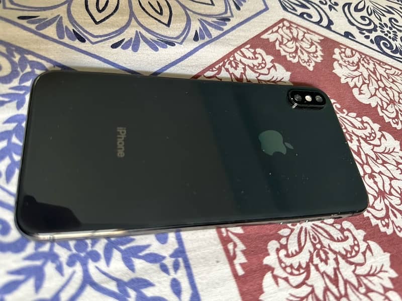 Iphone Xs max 4