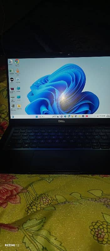 Dell latitude 5300 i5 8 gen 16 ram 256 SSD, touch screen 3