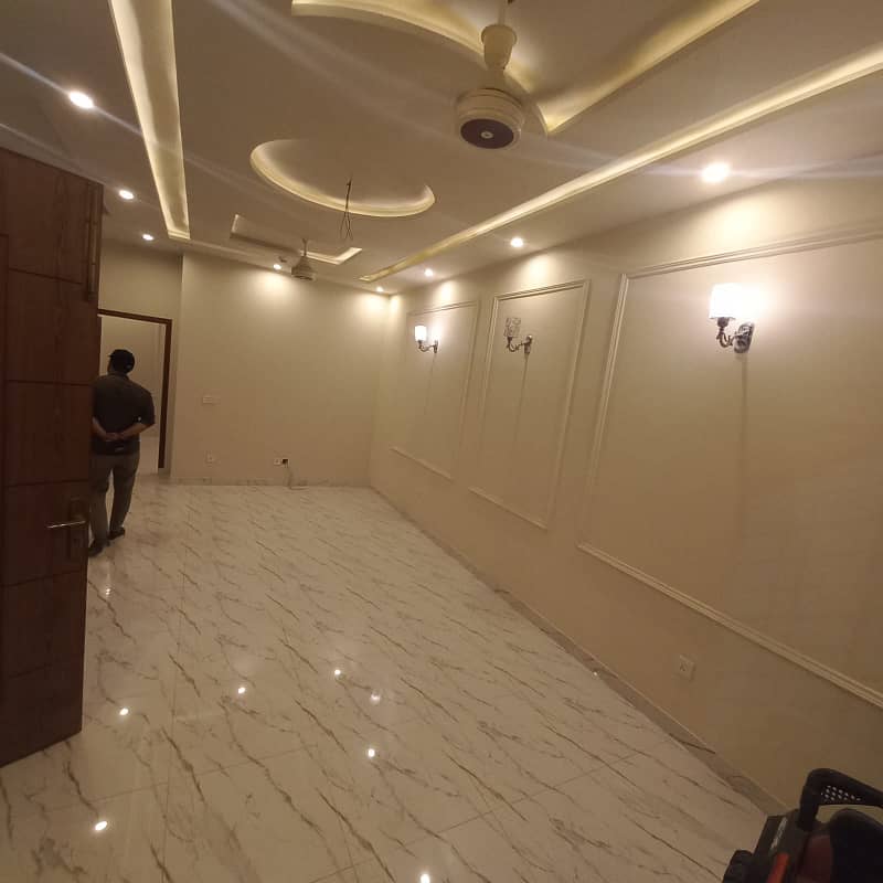 5 MARLA BRAND NEW HOUSE FOR SALE IN DHA RAHBAR 0