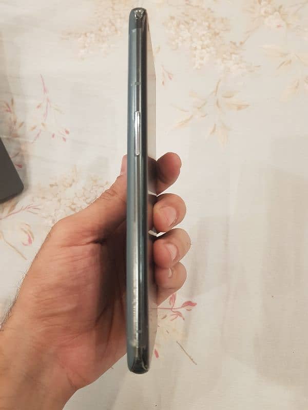 One plus 9 pro 5g - 12/256gb - PTA approved 4