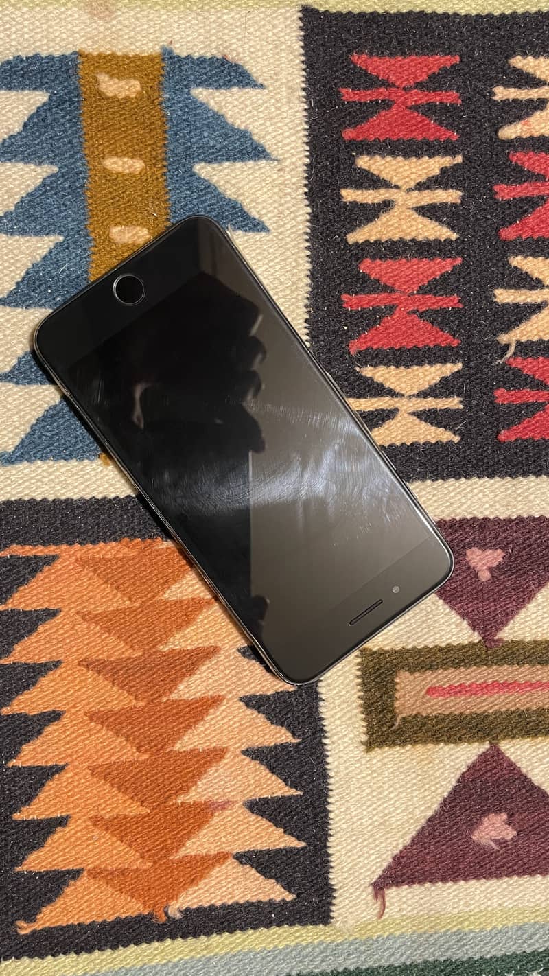 Apple iPhone 7 Plus 128 GB PTA Approved (READ DESCRIPTION) 4