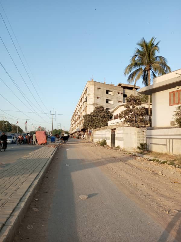 DEMOLISHED CORNER HOUSE AVAILABLE FOR AT SHARAH-E-NOOR JAHAN ROAD 1