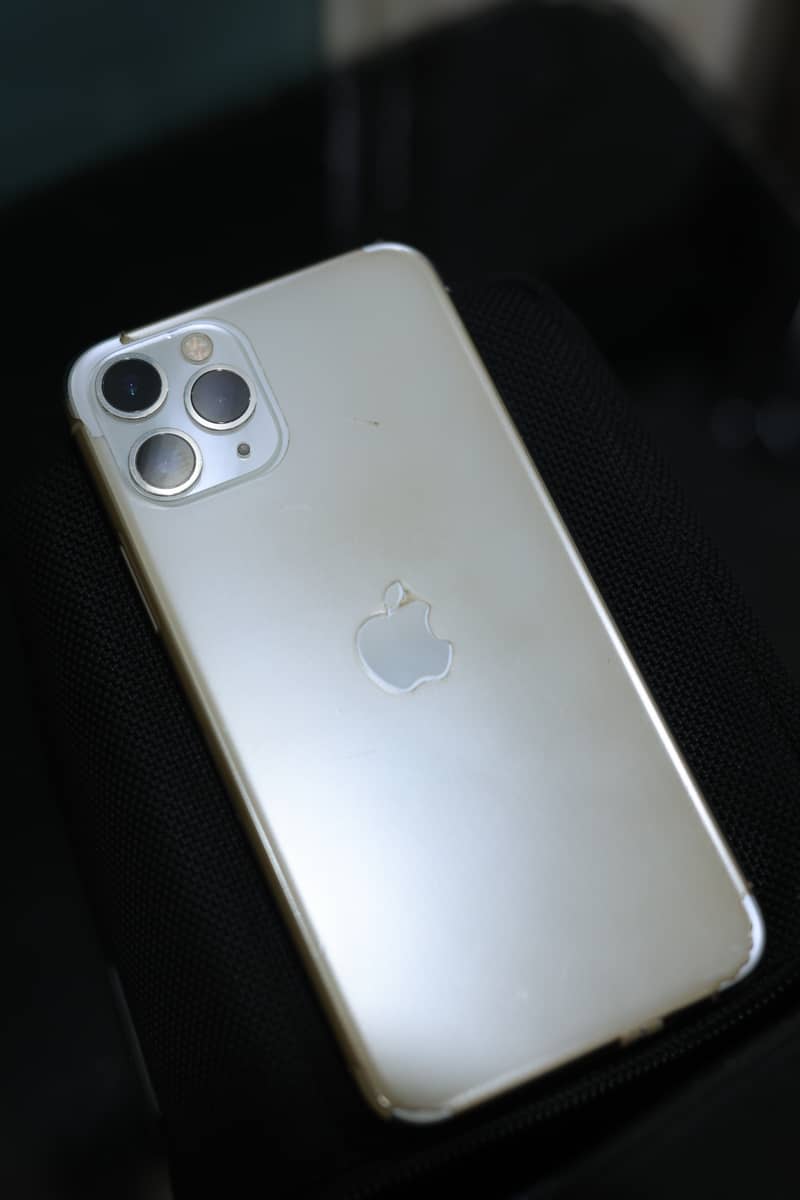 Apple iPhone 11 Pro 0