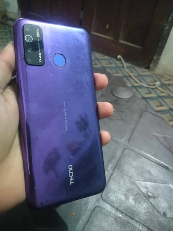 Tecno camon 15 pro 4