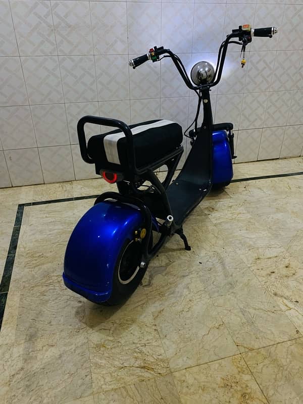 Electric scoote 1