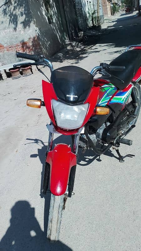 Honda pirdar 100 cc model 21 22 2