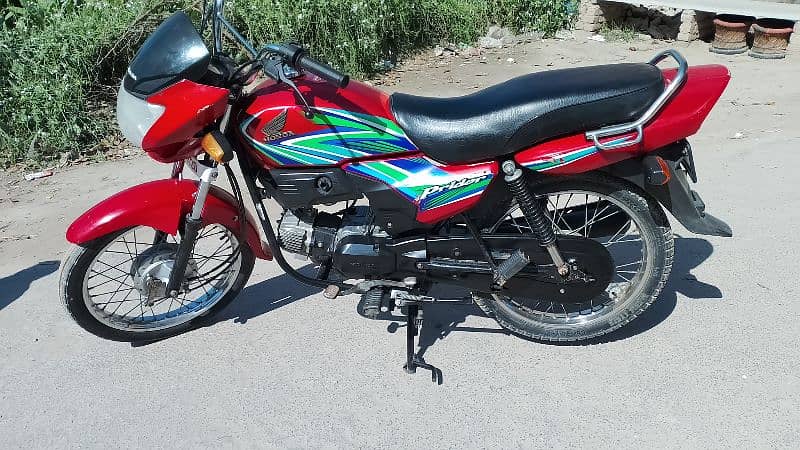 Honda pirdar 100 cc model 21 22 6