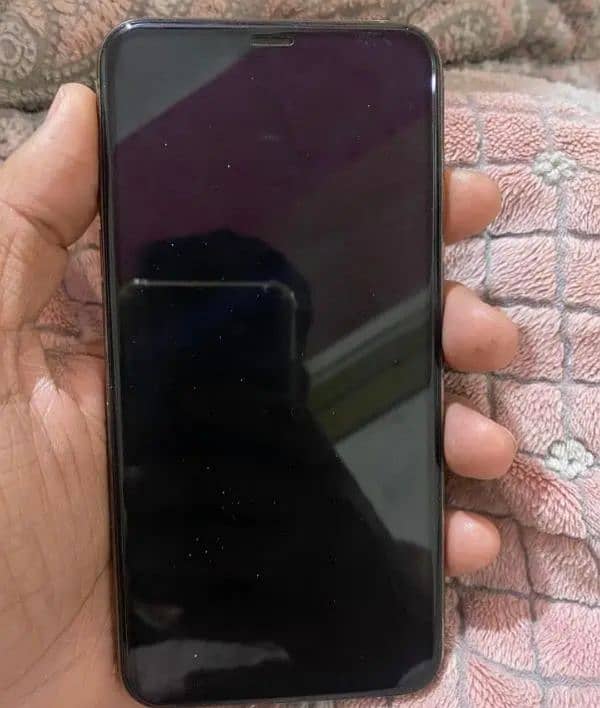 iphone 11 pro max 64gb PTA approved 4