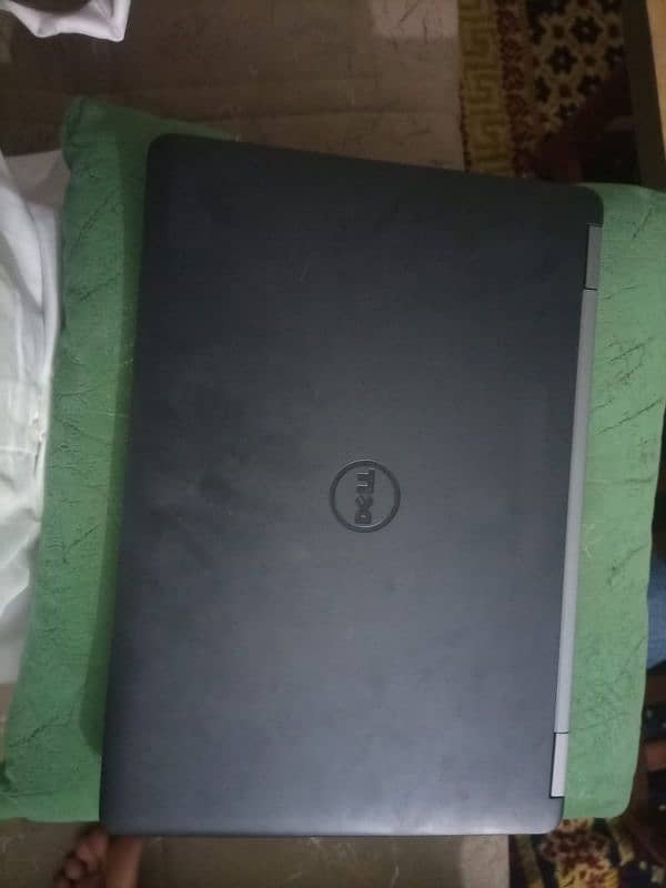 Dell latitude E7470 I5 / 6 generation  Ram 8 SSD 256 Gb 5