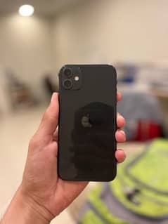 iPhone  11 ok