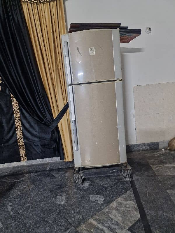 Dawlance Refrigerator urgent Sale 0