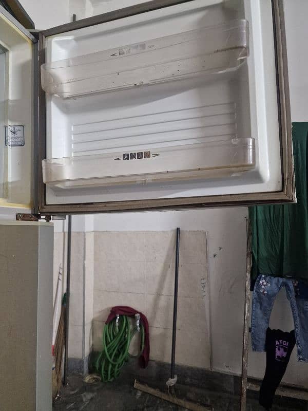 Dawlance Refrigerator urgent Sale 6