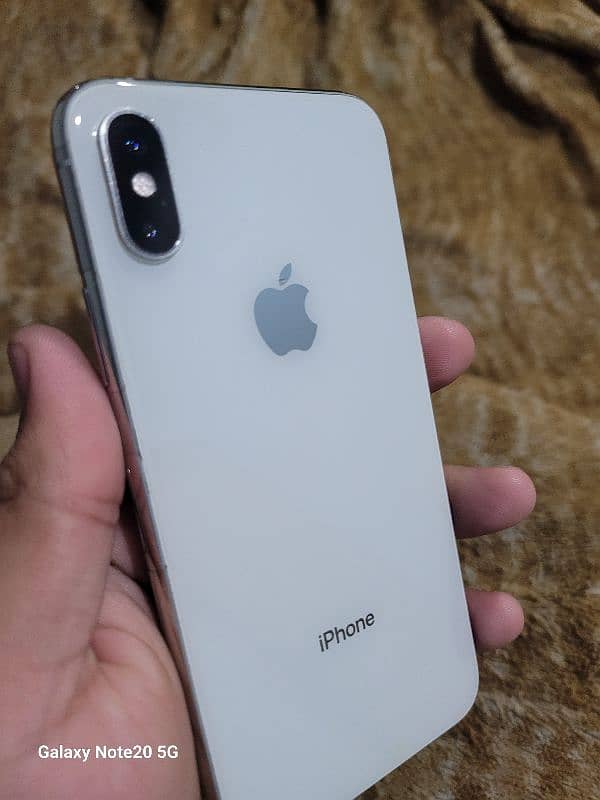 iPhone xs 1