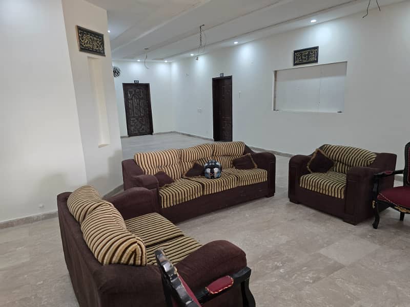 Luxury Furnished Rooms Available for rent For Job Holders Bachelors etc 0