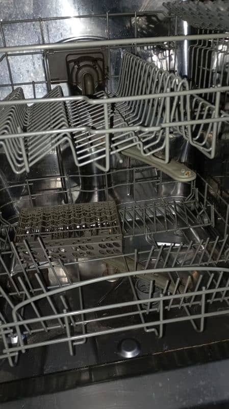 dish washer 3