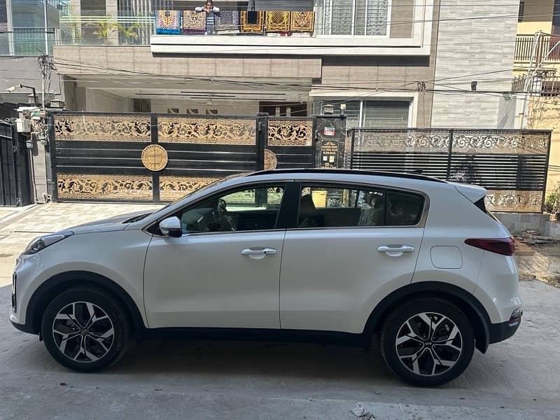 KIA Sportage FWD 2022 7