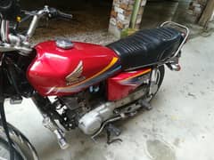 Honda cg125 2010 model