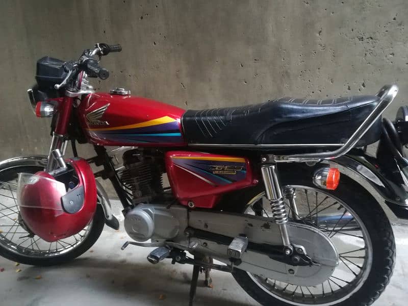 Honda cg125 2010 model 2