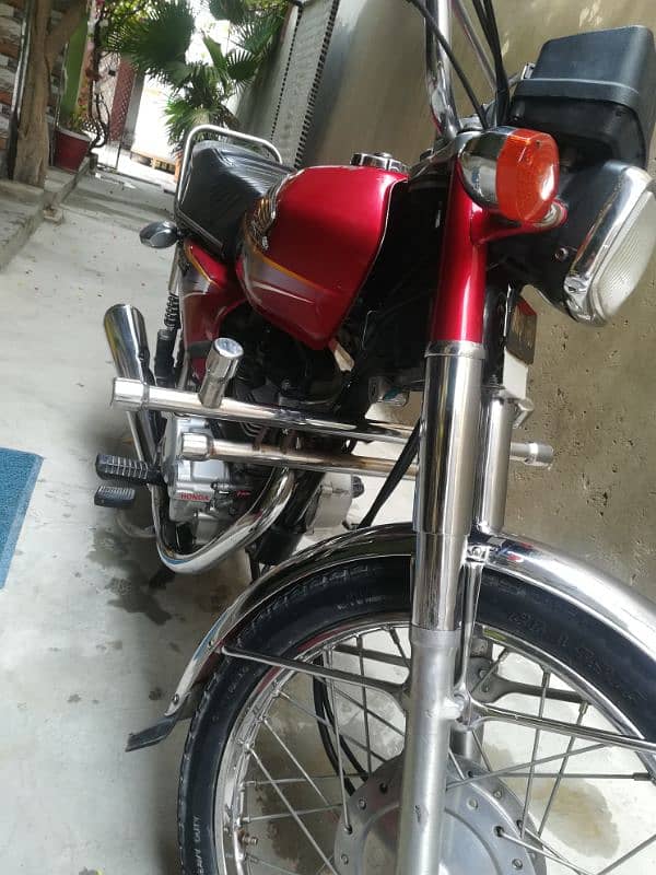 Honda cg125 2010 model 5