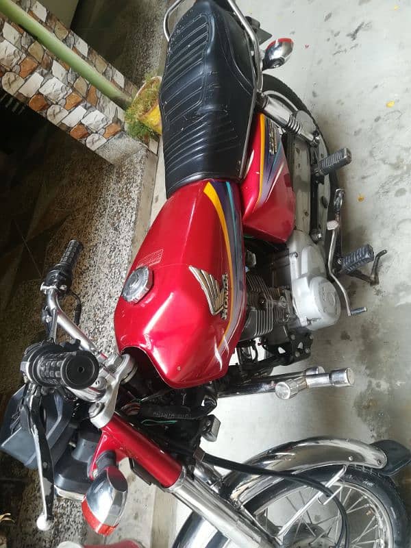 Honda cg125 2010 model 7