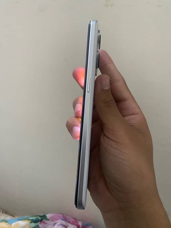 Realme 9 | 16/128 | 9.5/10 | Full Box | 33w Fast charging 2