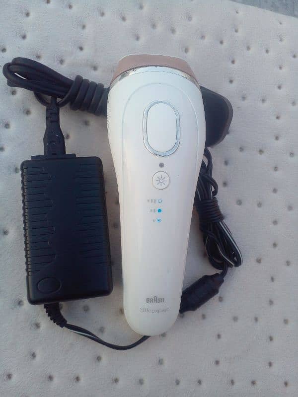 IMPORTED BRAUN IPL LEASER HAIR REMOVER 0