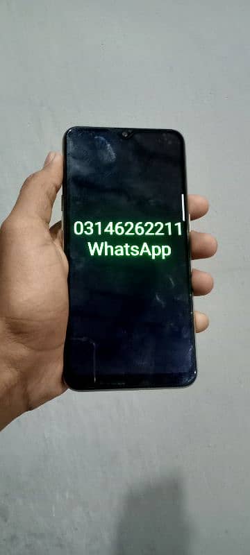 urgent sell a7 oppo 4gb ram 64gb ROM bilkol ok hain koi bi problem nhi 3