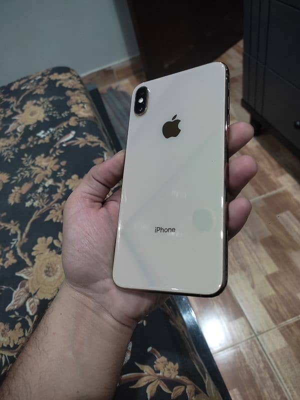 iPhone XSMAX 512gb Non Pta Factory Unlock 3