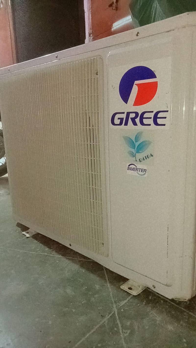 gree 1.5 ton DC inverter 1