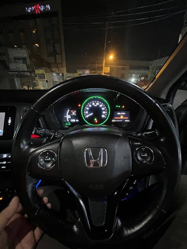 Honda Vezel 2014 6