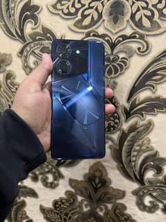 Tecno pova 5 pro 5g 8+8/256