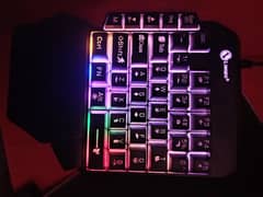 one hand keyboard for pubg and other games