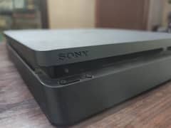 PS4 slim 1TB