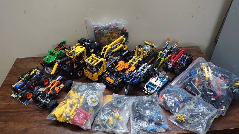 Selling my lego technic sets 0