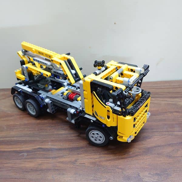 Selling my lego technic sets 8