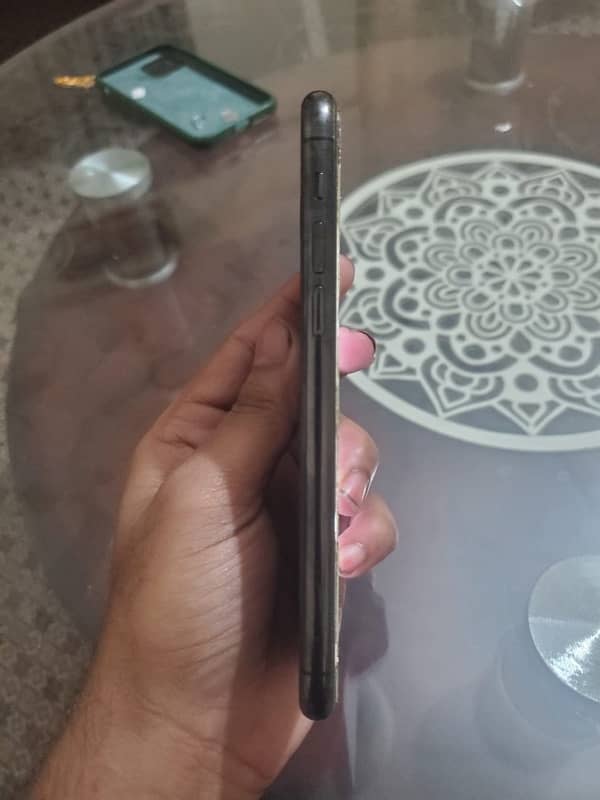 Iphone 11 pro 256gb pta approved 2