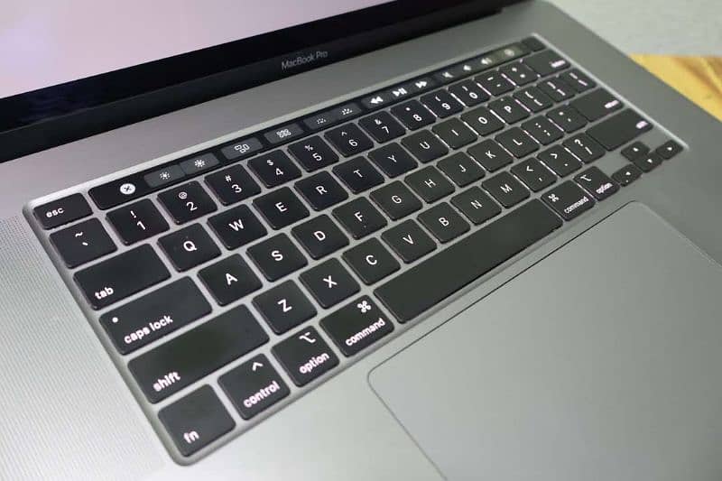 MacBook pro Core i9 16Inch 0329/690/1883 Wahatsapp Number 1