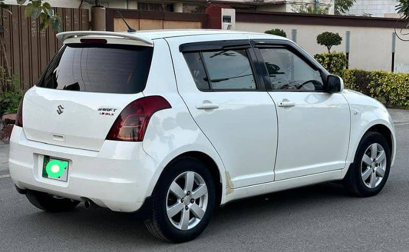 Suzuki Swift DLX 2016 5