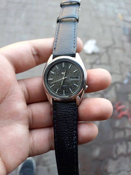 Seiko 5 9