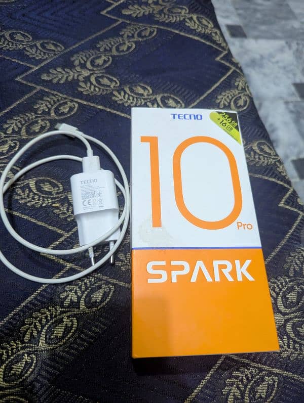 tecno spark 10pro 8+8 256gb with box original charger 1