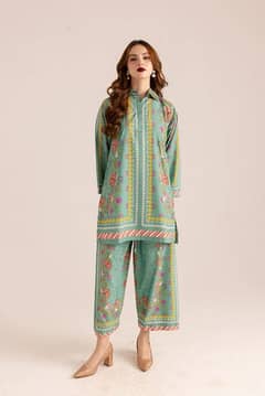 Elegant Grip Silk Printed Suit | 2-Piece | Green | Sizes: S, M, L |