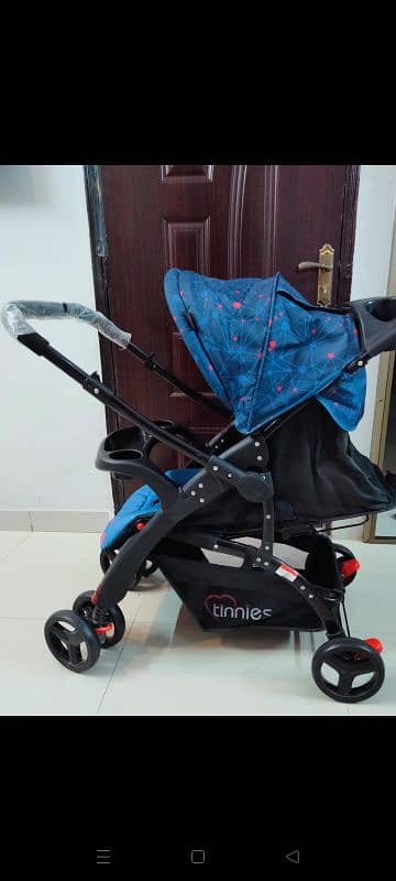 tinnies Stroller in very New Condition 1