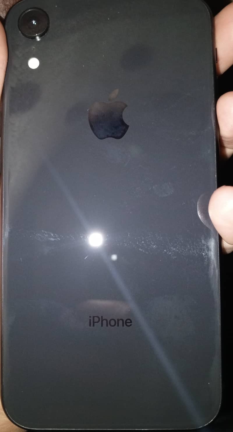 Apple iPhone XR 1