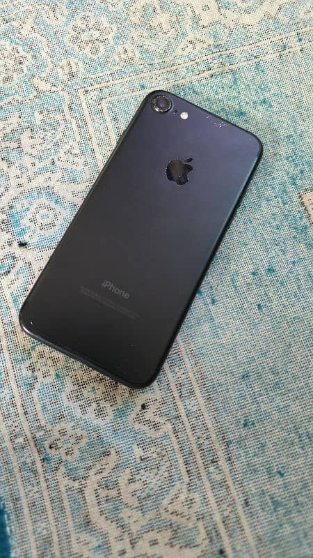 Iphone 7 official Pta approved 128 gb 0