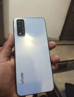 vivo y20 with full box