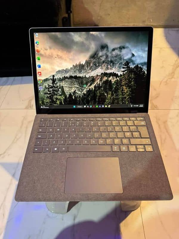 Microsoft surface laptop 4 0