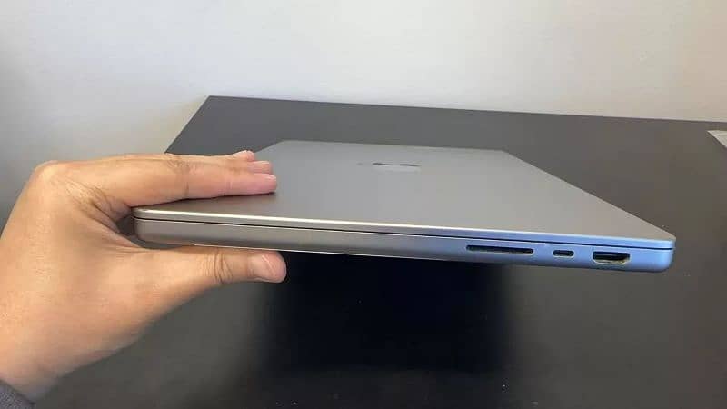 MacBook pro 4